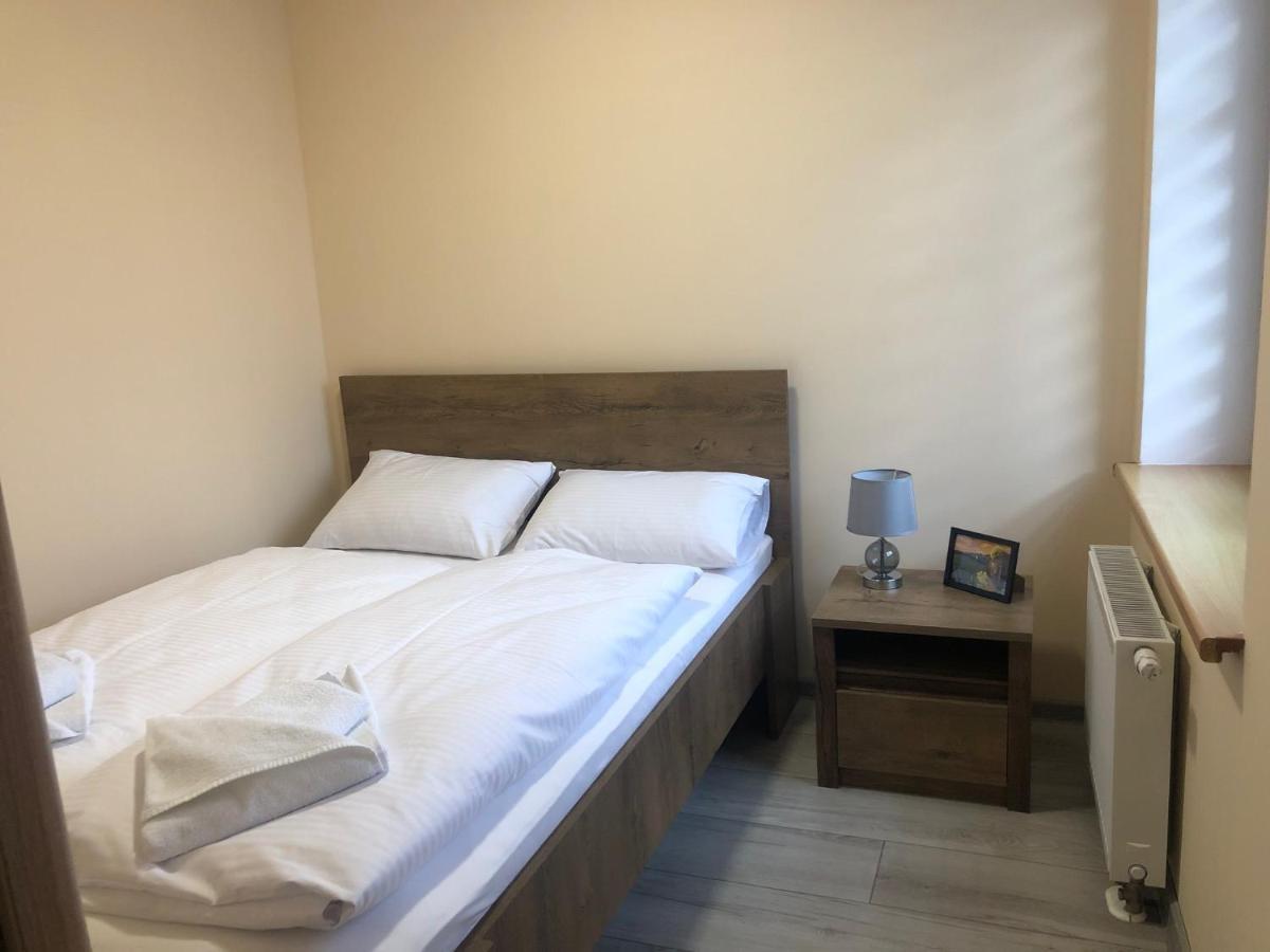 Apartamenty Alicja Dzierzoniow Ngoại thất bức ảnh