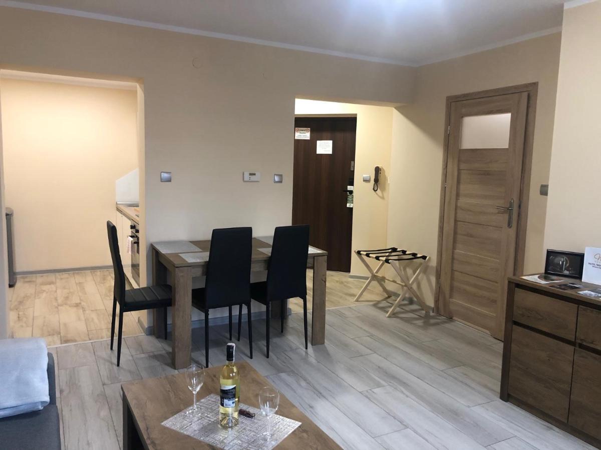 Apartamenty Alicja Dzierzoniow Ngoại thất bức ảnh