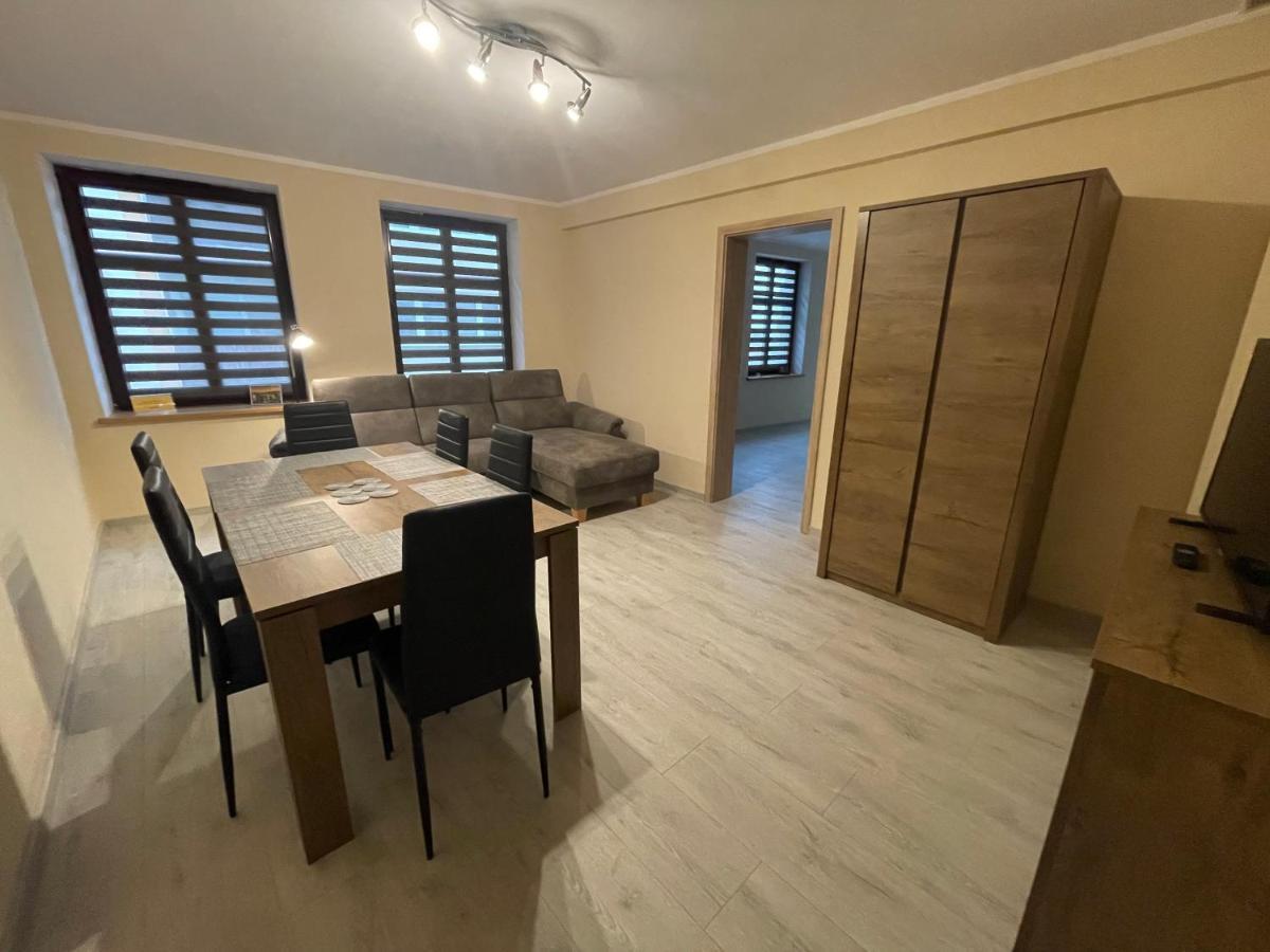 Apartamenty Alicja Dzierzoniow Ngoại thất bức ảnh