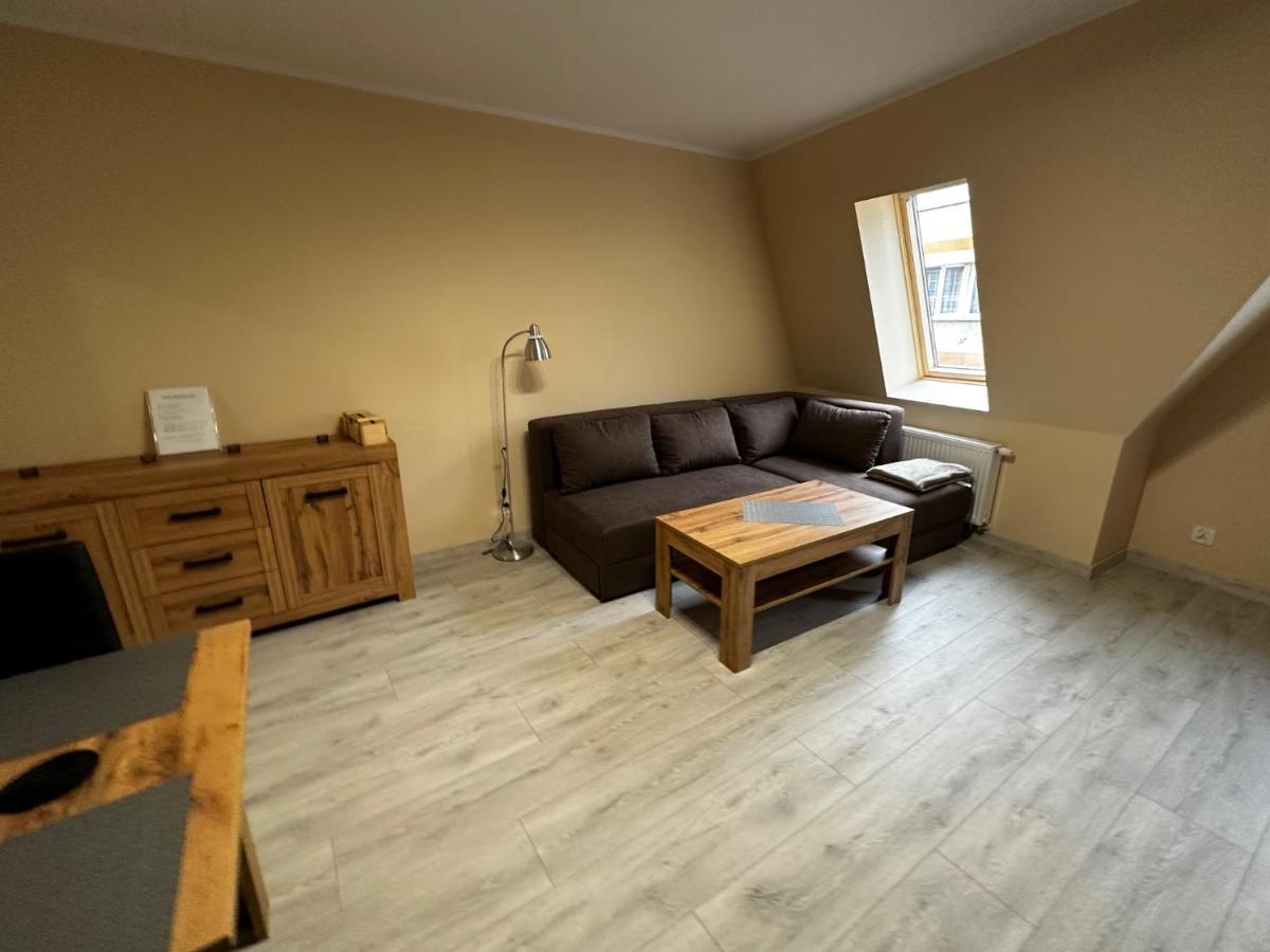 Apartamenty Alicja Dzierzoniow Ngoại thất bức ảnh