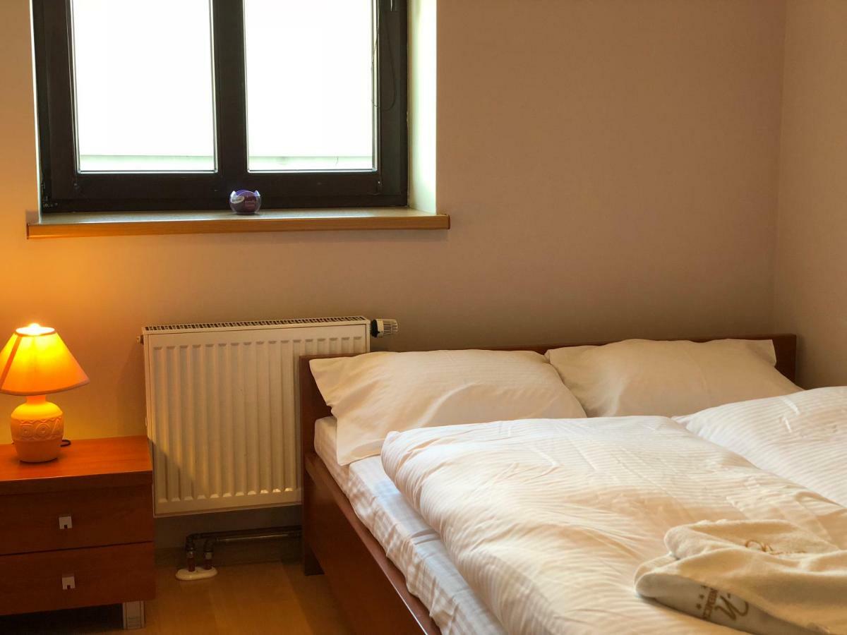 Apartamenty Alicja Dzierzoniow Ngoại thất bức ảnh