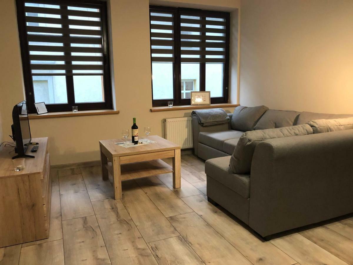Apartamenty Alicja Dzierzoniow Ngoại thất bức ảnh